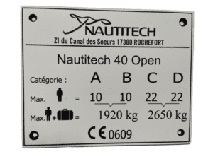 Gravure laser d'une plaque